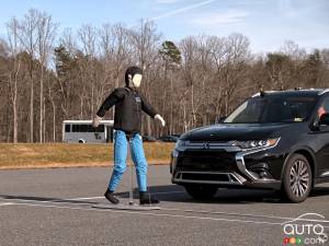 Systèmes de détection de piétons : certains véhicules échouent à un test du IIHS